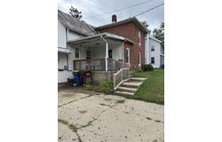 206 E Stocker Street, Angola, IN 46703