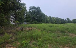 45 Ponder Rd, Elsberry, MO 63343