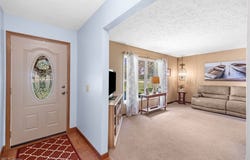 6216 College Street SW, Navarre, OH 44662