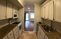 6092 S 2075 St E, Holladay, UT 84121