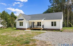 10123 Duncan Rd, Dinwiddie, VA 23803