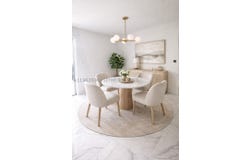915 NE 199th St, Miami, FL 33179