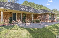 7 Oak Forest Ln, Texarkana, TX 75501