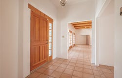 122 Camino del Viernes, Taos, NM 87571