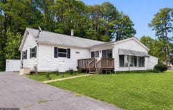 260 VISTA Lane, LUSBY, MD 20657