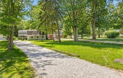 889 Grayton Road, Berea, OH 44017