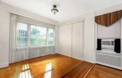16-18 149th St, Whitestone, NY 11357
