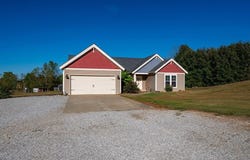 2811 Moseley Rd., Utica, KY 42376