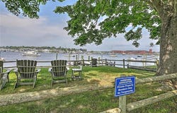 11 Harbour Road, Barrington, RI 02806