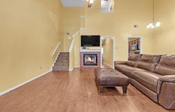 1515 BEAVER TRAIL Dr, Memphis, TN 38016