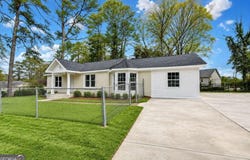 574 Glendale Road, Scottdale, GA 30079