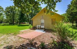204 East St, Fall River, KS 67047