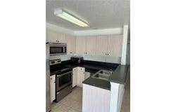 183 Hidden Ct Rd, Hollywood, FL 33023