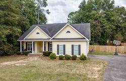 1042 Boxwood, Bainbridge, GA 39819