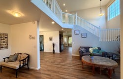 2848 Discovery Bay Drive, Anchorage, AK 99515