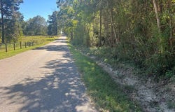 Pine DR., LAUREL, MS 39443