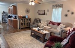 121 Tracy Drive, Dover, OH 44622