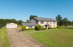 110807 S 4760 RD, Muldrow, OK 74948