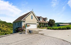 159 Reflection Lane, LaFollette, TN 37766