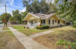 421 N Avenue G, Shiner, TX 77984