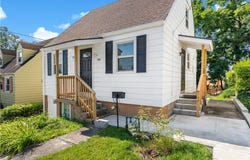 704 Crysler St, Brookline, PA 15226