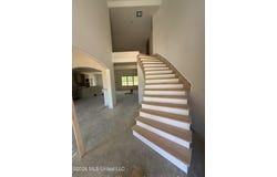 206 Poplar Lane, Holly Springs, MS 38635