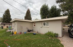 323 S 2nd E, Aberdeen, ID 83210