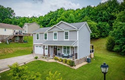 102 Carmack Drive, Bristol, VA 24201