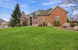1501 Ridgefield Drive, Mahomet, IL 61853