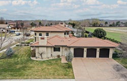 1810 N Valle Bello Way, Eagle, ID 83616