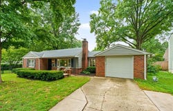 2525 W 50th Terrace, Westwood, KS 66205