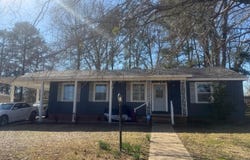 219 Lakeview, Tupelo, MS 38801