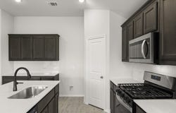214 Bandit Trail, Terrell, TX 75160