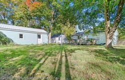 1617 Hillcrest Street, Lansing, MI 48910
