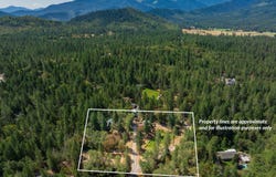 475 Penny Lane, Grants Pass, OR 97527