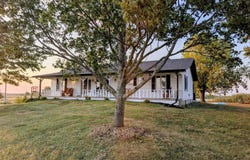 4825 E 150 Rd, El Dorado Springs, MO 64744