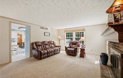 1370 Bittersweet Drive NE, Warren, OH 44484