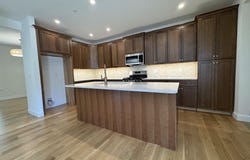 120 South Road, Londonderry, NH 03053