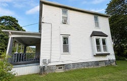 569 Edgewood Avenue, Akron, OH 44307
