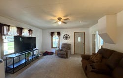 206 E 2nd St, Hardwick, MN 56134