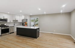 21W741 Huntington Road, Glen Ellyn, IL 60137