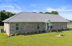 784 County Road 33, Fyffe, AL 35971