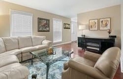 28 Hampton Street, Cary, IL 60013