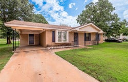 203 Darius Street, Crockett, TX 75835