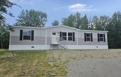826 Waterville Road, Unity, ME 04988