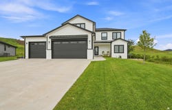 3914 Travers Circle, Manhattan, KS 66503