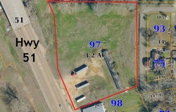 3788 Commerce Street, Grenada, MS 38901