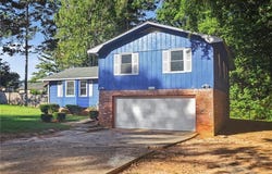 8121 Woodcliff Trail, Riverdale, GA 30274
