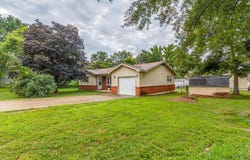 711 E National Avenue, Richland, MO 65556