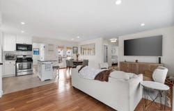 7 Whiting Road, East Quogue, NY 11942